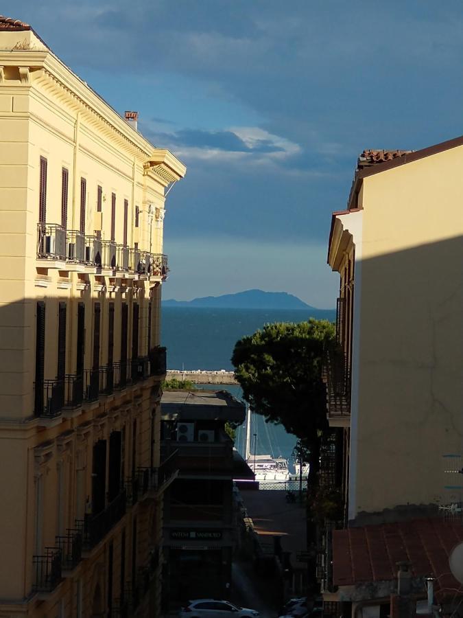 Hotel Mi Casa Tu Casa Formia Zewnętrze zdjęcie